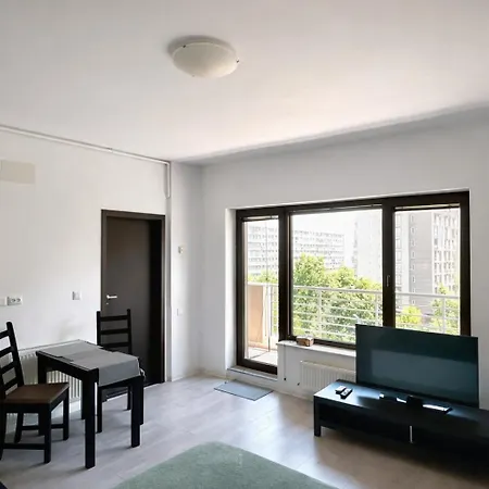 - Obor * Бухарест